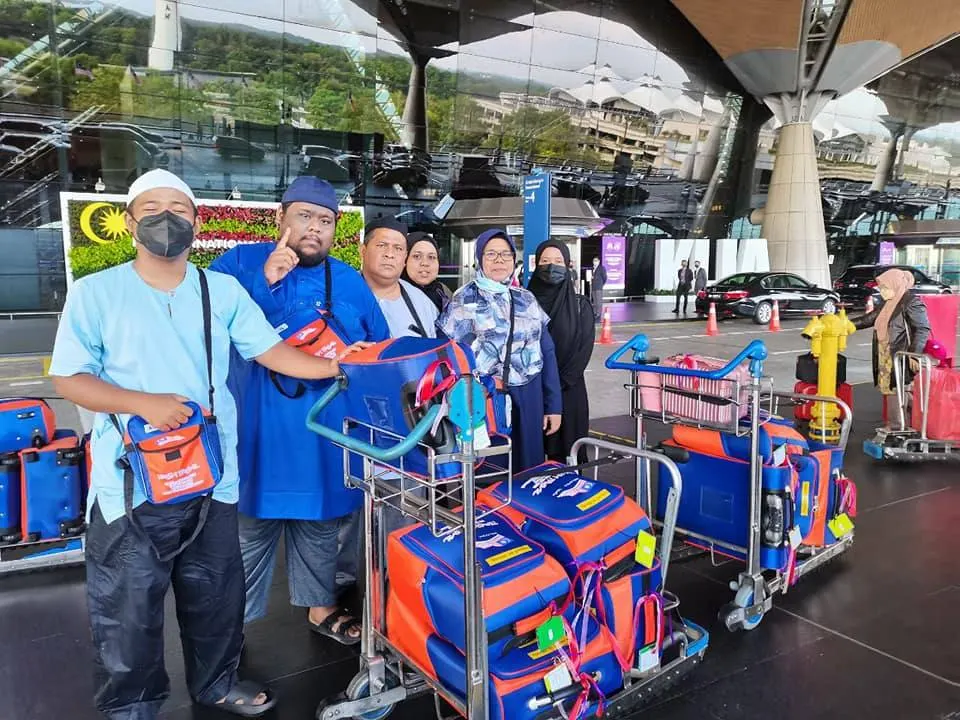 Galeri Van Sewa KL PJ 5