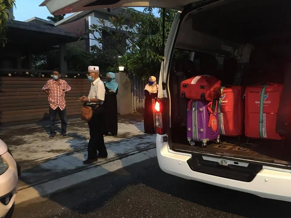 Galeri Van Sewa KL PJ 4