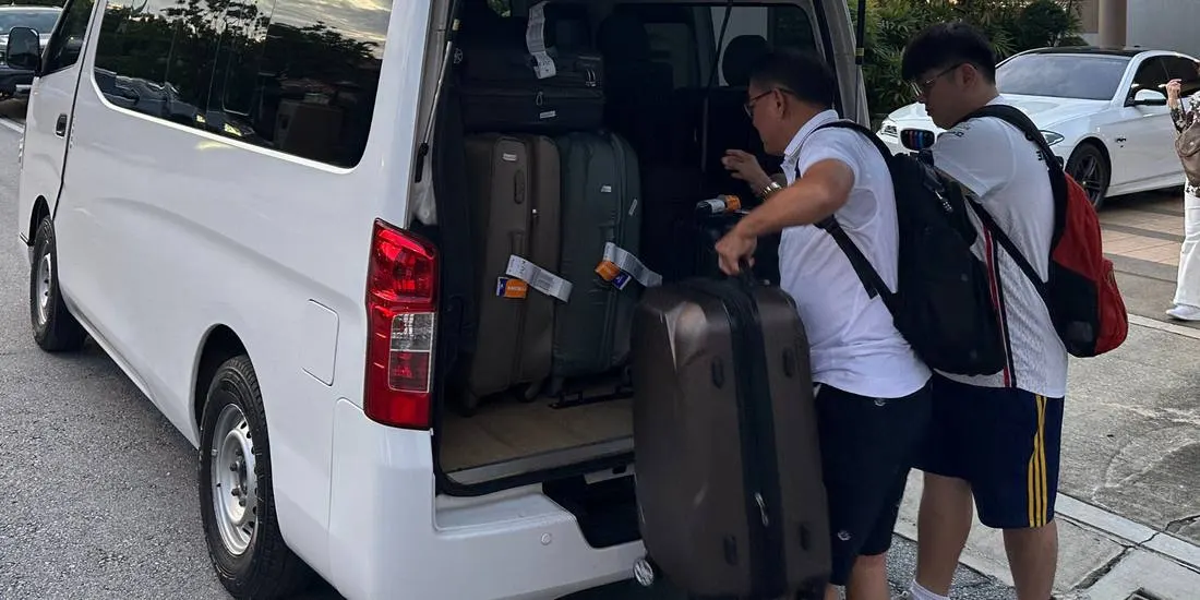 Van VIP 4